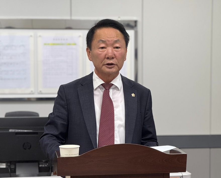 20250917 보도자료(가평군의회 최정용 의원, 새마을회 예산안 관련 입장 기자회견-1).jpeg