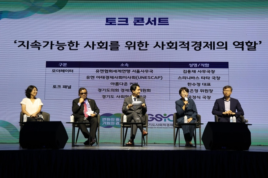 0afce7d6-a18d-4231-a852-c0022a96272a.jpg
