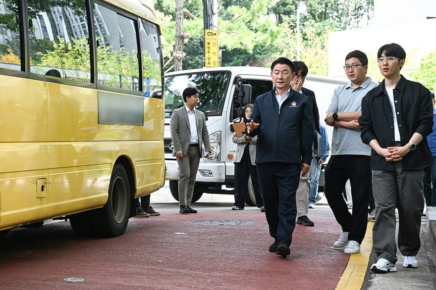1.기획예산과(의정부시, '책상 아닌 현장' 원칙으로 신곡동 생활불편 점검)2.jpg