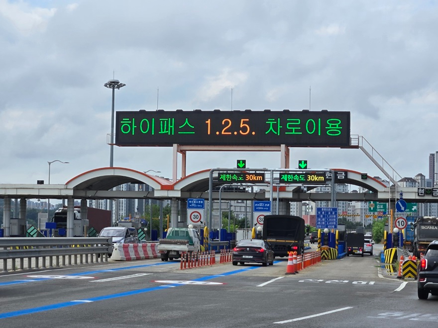 59d31aa8-170b-4d1f-9a41-2af18a0bf94d.jpg