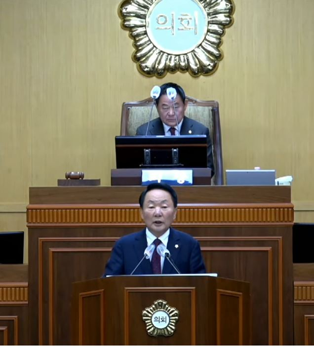 최정용 5분발언.JPG