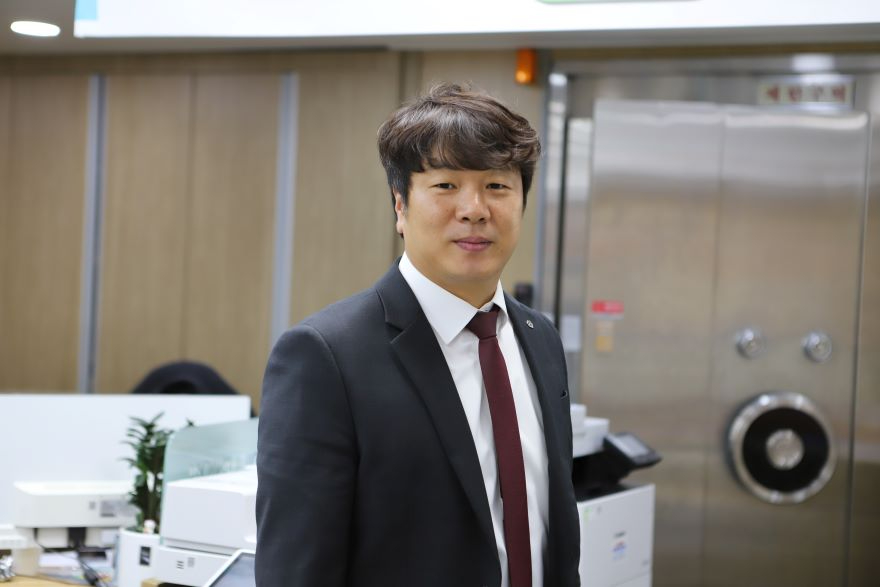 박성재지점장단독.JPG