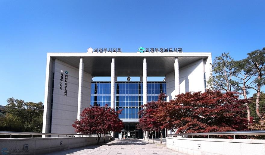 5.도서관과(의정부정보도서관, 12월 9일 재개관…더 나은 공간으로 찾아온다)2.jpg