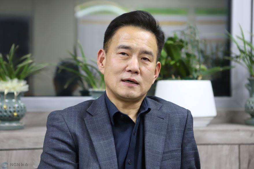 최돈묵1.JPG