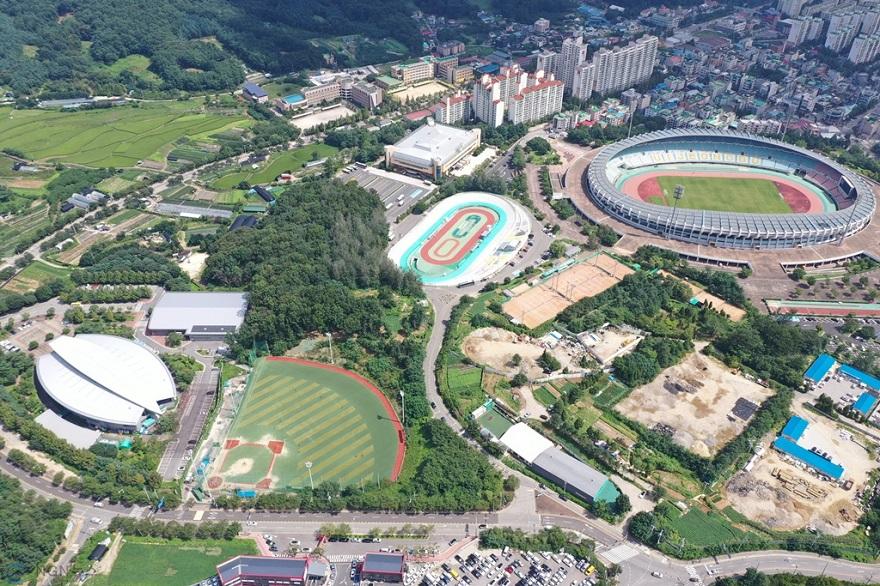 1.시민소통과([기획]의정부시, 우리동네 정책로드맵 ‘녹양동편’)2-종합운동장 일대.JPG