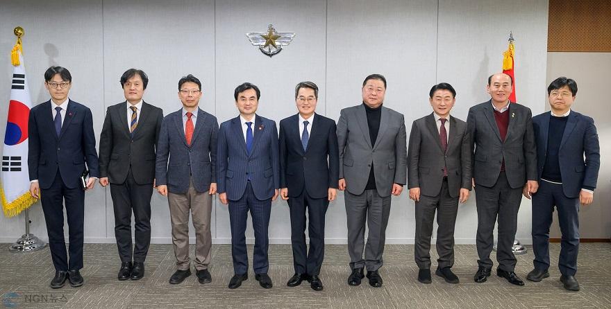 1.공여지개발과(의정부시, 미군공여구역 조속 반환 및 개발 관련 주요 현안 국방부에 건의)2.jpg