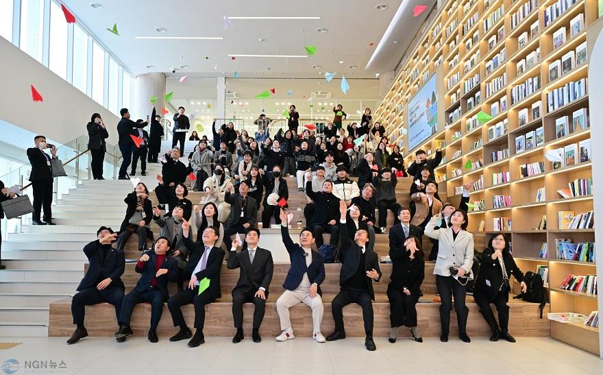 1-4 포천시, 교육문화복합공간 ‘두런두런’ 내 소흘권역 자기주도학습센터 개소 (2).jpg