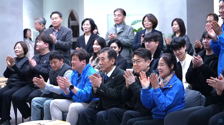 박윤국 간담회2.jpg