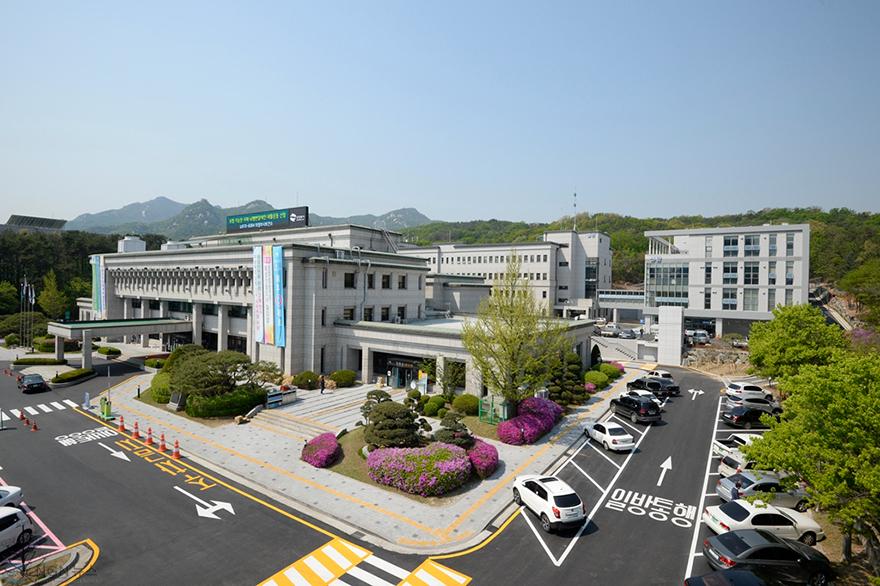 3.징수과(의정부시, 경기도 지방세정 운영평가 ‘우수’ 수상).jpg