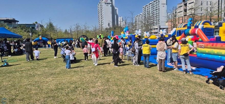 사본 - 1.여성보육과(2026년 제6회 의정부시어린이집연합회 민관분과 바자회 개최)2.jpg