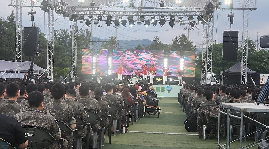 (참고) 2025년 군장병 위문공연 행사사진.jpg