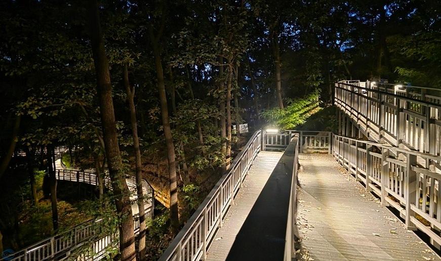 사본 - 3.도시정원과(의정부시, 추동 숲정원 ‘무장애행복길’ 2.7㎞ 완성…18일 전면 개방)3.jpg