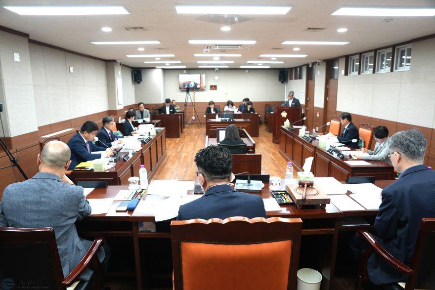 문제과행정사무감사장.jpg