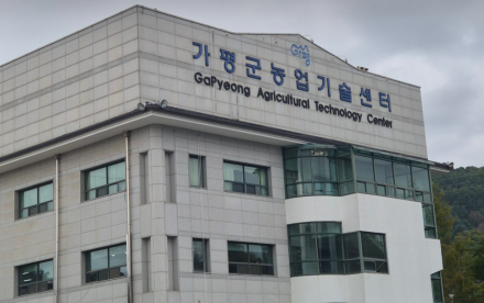 넋 빠진 공직사회, ‘7천만 원짜리 콤바인 100만 원 매각’이 보여준 민낯