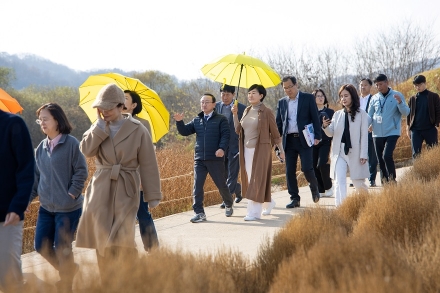 연천군, 경기도의회 의원 ‘임진강 댑싸리 정원’ 현지 확인