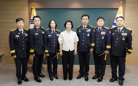 경기도소방 34년 역사상 최초 서장급 여성공무원 승진, 추미애 “경기소방의 새로운 역사가 후배들에게 희망의 이정표 되길”