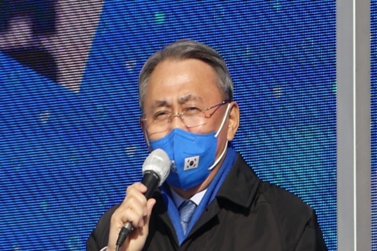 모종화 전 병무청장, 윤석열 병역면제·선제타격·사드배치 등 집중공세 펼쳐