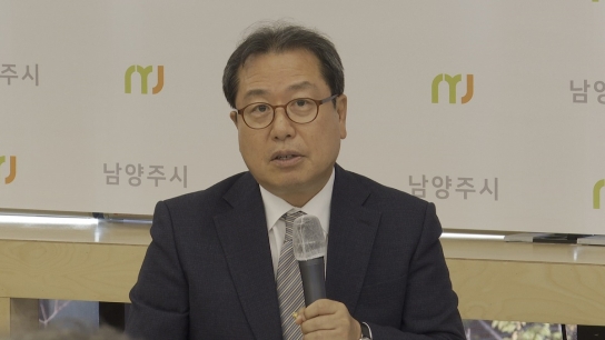‘움직이는 국가,멈춰버린 국가’  네 번째 서문 입니다.