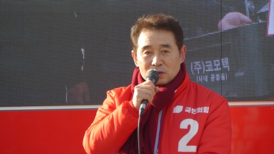 국민의힘 일동장날 선거유세서 백영현 유세본부장 "내일을 바꾸는 대통령 필요"