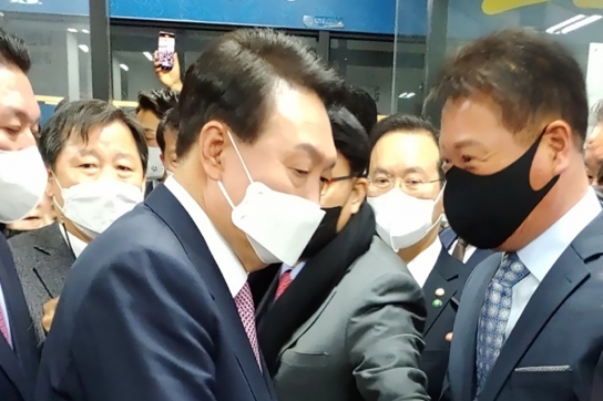 김춘배 전 의원 “20년간 정체된 가평에 ‘새바람 새 물결” 출마