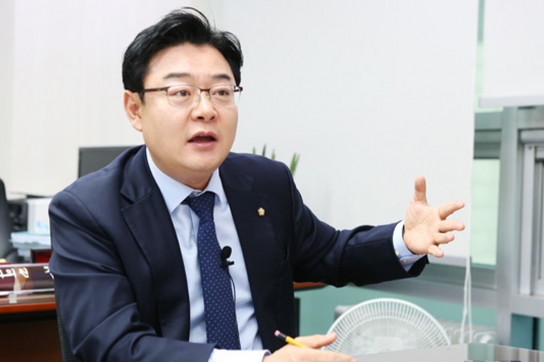 광역 후보로 하마평에 오른 김성원, 경기도지사 출마하나? 새창으로 읽기