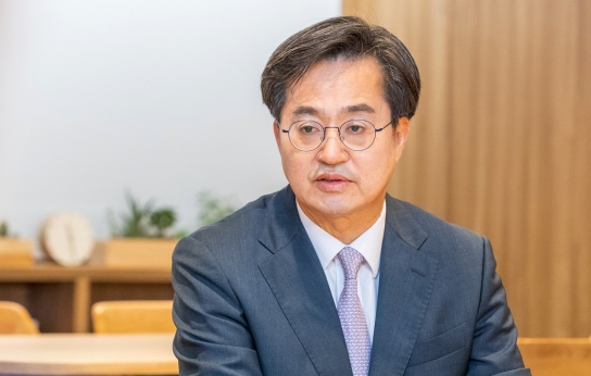 인사에서도 유쾌한 반란! 김동연 당선인, “도지사 비서실장 내부 공모”