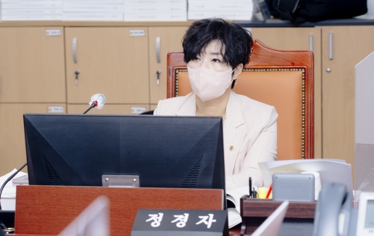 "1년 넘게 마음고생, 몸고생 한 남양주시 공무원들에게 경기도는 사과해야"