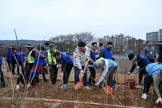구리시, 제79회 식목행사 실시