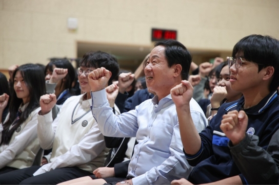 주광덕 남양주시장, 남양주다산고에서 진로특강 열어...‘꿈을 향한 발걸음’