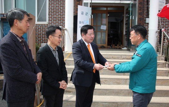 포천문화관광재단·포천시농업재단·포천시청소년재단, 전투기 오폭 사고 피해 주민 위한 성금 전달