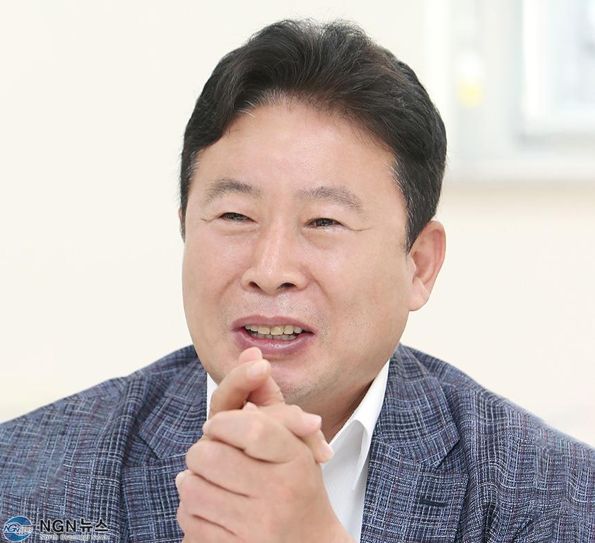 기고문 이미지(가평군수 서태원)(1).jpg