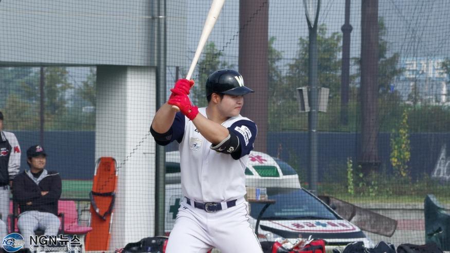 이정재 스틸1.jpg