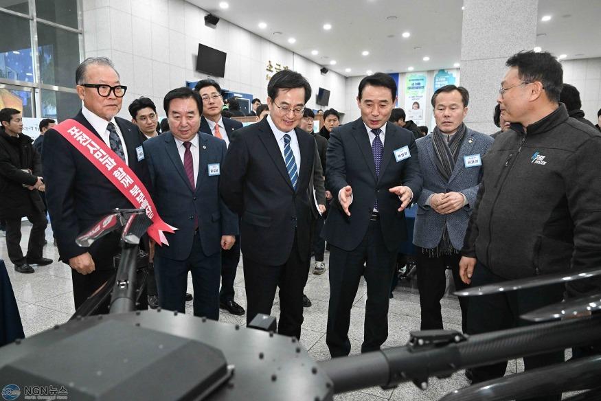 1-4 포천의 미래를 위한 백영현 시장의 비전, 경기북부특별자치도 성공을 위한 3개 특구 지정 촉구.JPG
