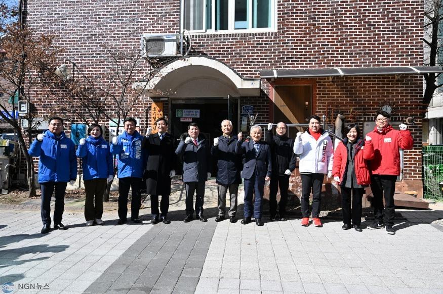 0305 구리시, 교문행복한경로당 개소식 개최(2).JPG