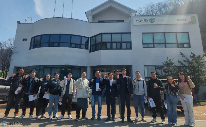 (0403)[수도과]태국 엔지니어, 남양주시 고도정수처리시설 견학(사진1).jpg