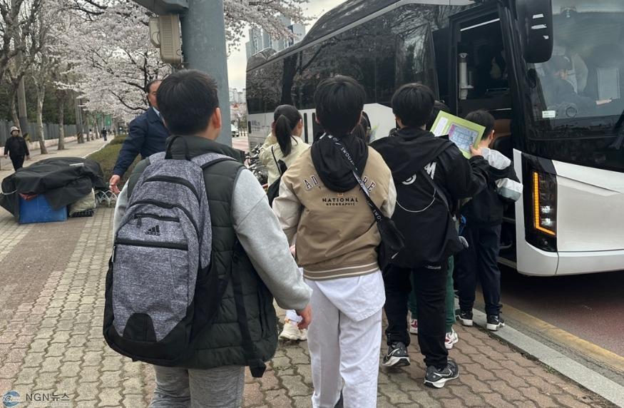 0409 구리시, 2024년 구리미래교육협력지구 활성화를 위한 구리 도담도담 버스 운행.jpg
