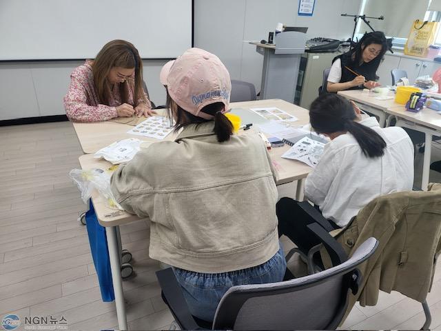 0419 구리시자원봉사센터, 자원봉사자 전문교육 ‘페이스페인팅’ 실시.JPG