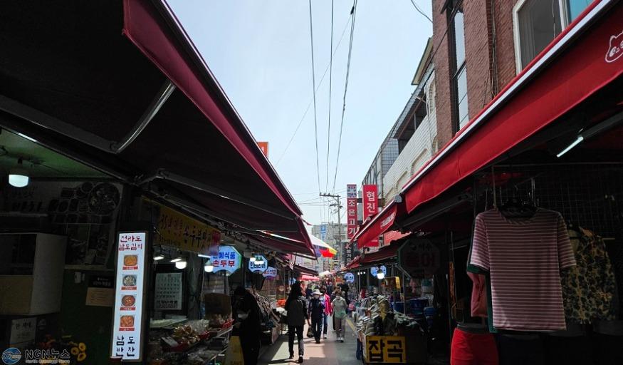 0426 구리시 구도심 상권, 차양(awning) 정비 사업으로 새단장.jpg