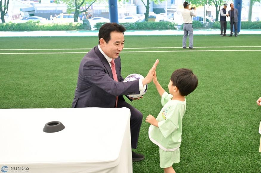 2-3 포천시, 포천체육공원 리모델링 사업 준공식 개최.JPG