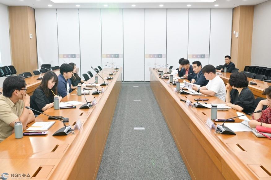 1-2 포천시, ‘청년정책 기본계획 수립을 위한 연구 용역’ 착수보고회 개최.jpg