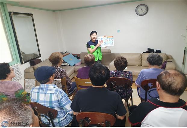 0812 구리시, 경로당 이용 어르신 대상 온열질환 예방교육 운영.jpg