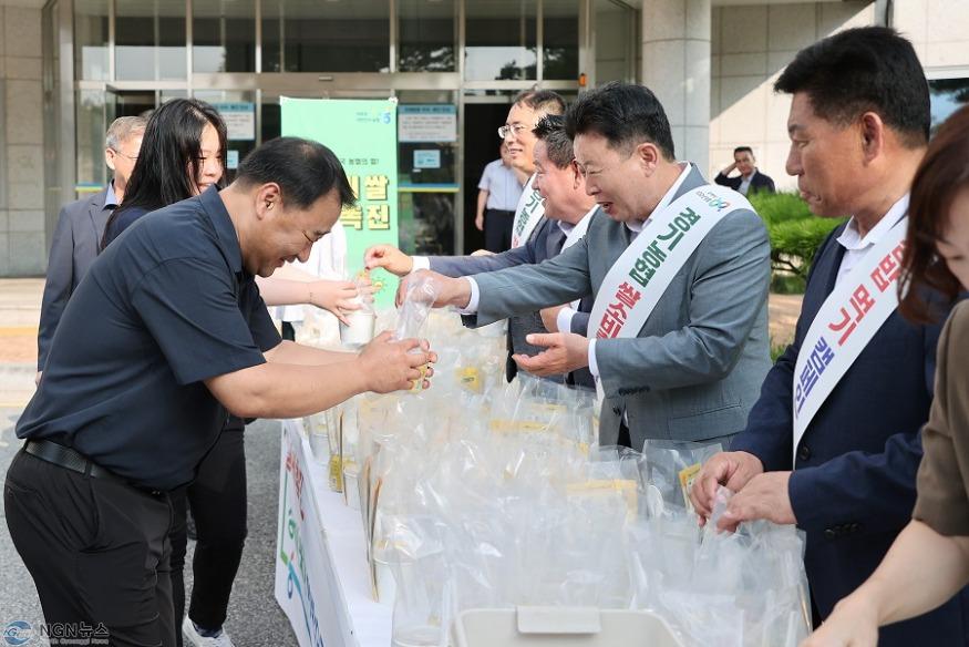(가)가평군, 우리쌀 소비… ”아침밥 드시고 힘내세요”2.jpg