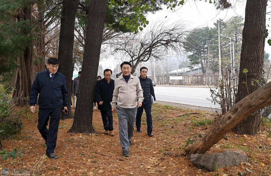 1.녹지산림과(의정부시, 2025년 맨발길 사업 대상지 현장 점검)2.JPG