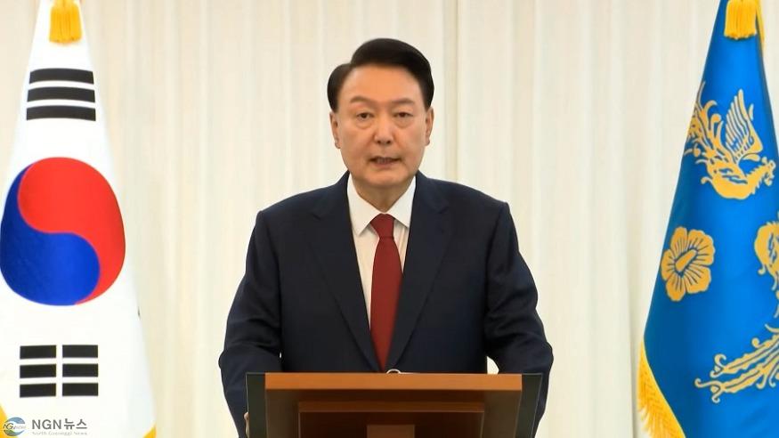 시퀀스 01.00_03_09_08.스틸 001.jpg
