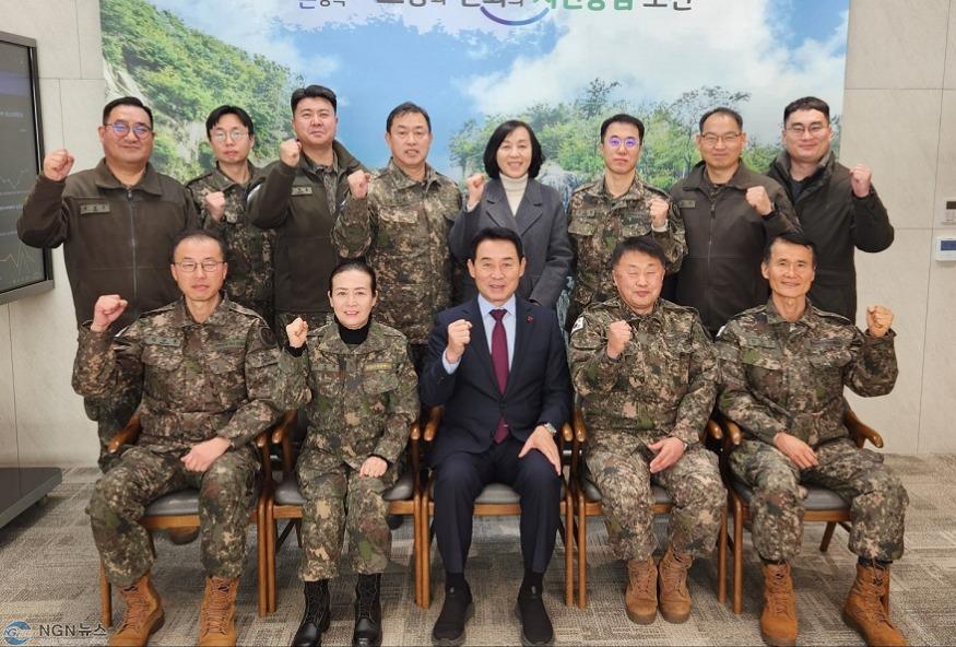 2 백영현 포천시장, 예비군 지휘관과 안보협력 소통 간담회 개최.jpg