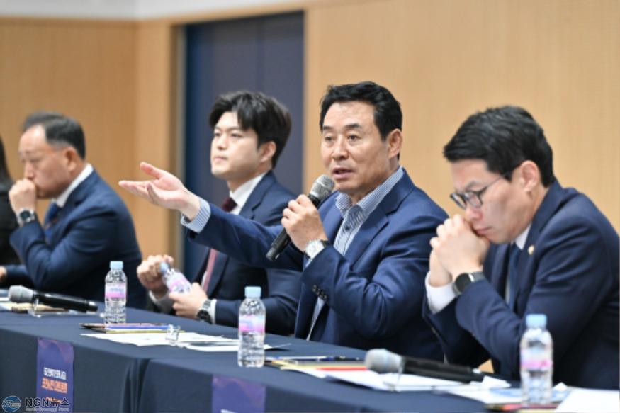1-3 공군 전투기 오폭 사고, 포천시민 대토론회 개최.JPG